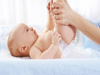 Giãn Ruột Sinh Lý và Táo Bón Ở Trẻ Sơ Sinh: Làm Sao Để Nhận Biết Đúng?